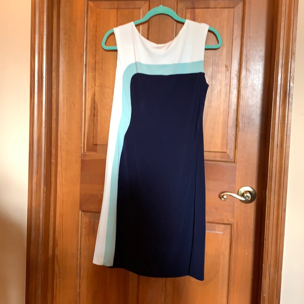 Sleeveless dress, slip on, white, blue. Comfortable Sz 12P